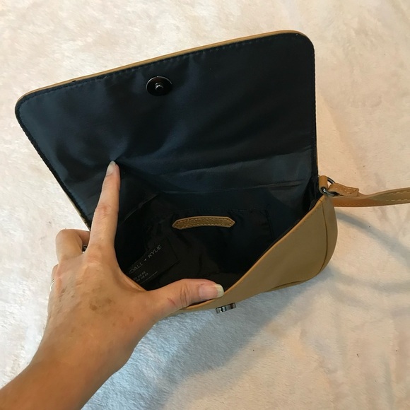 Kendall and Kylie, Small Cognac Brown Chain Shoulder Bag Purse - Picture 5 of 9